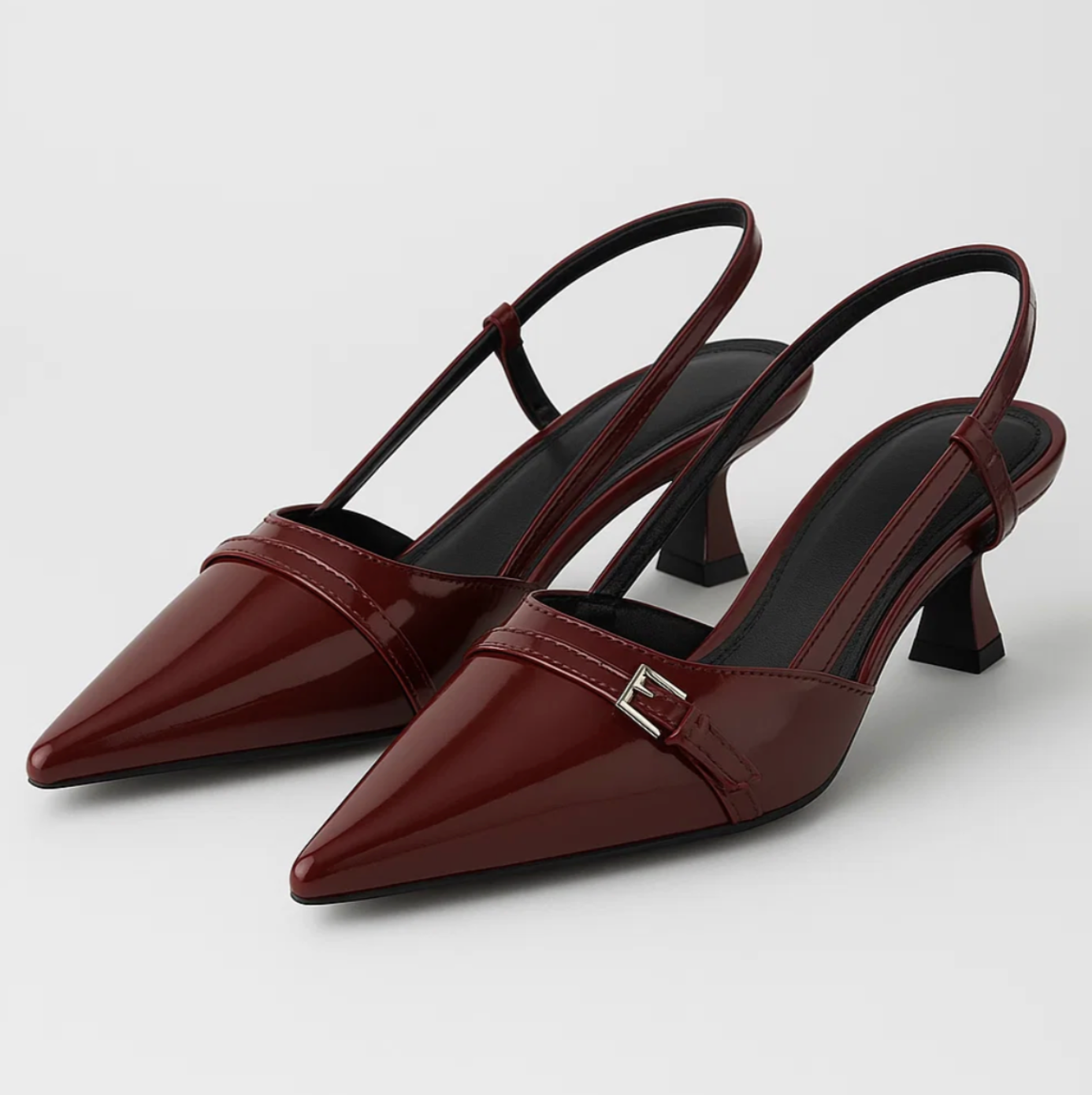 Slingback met gespdetails